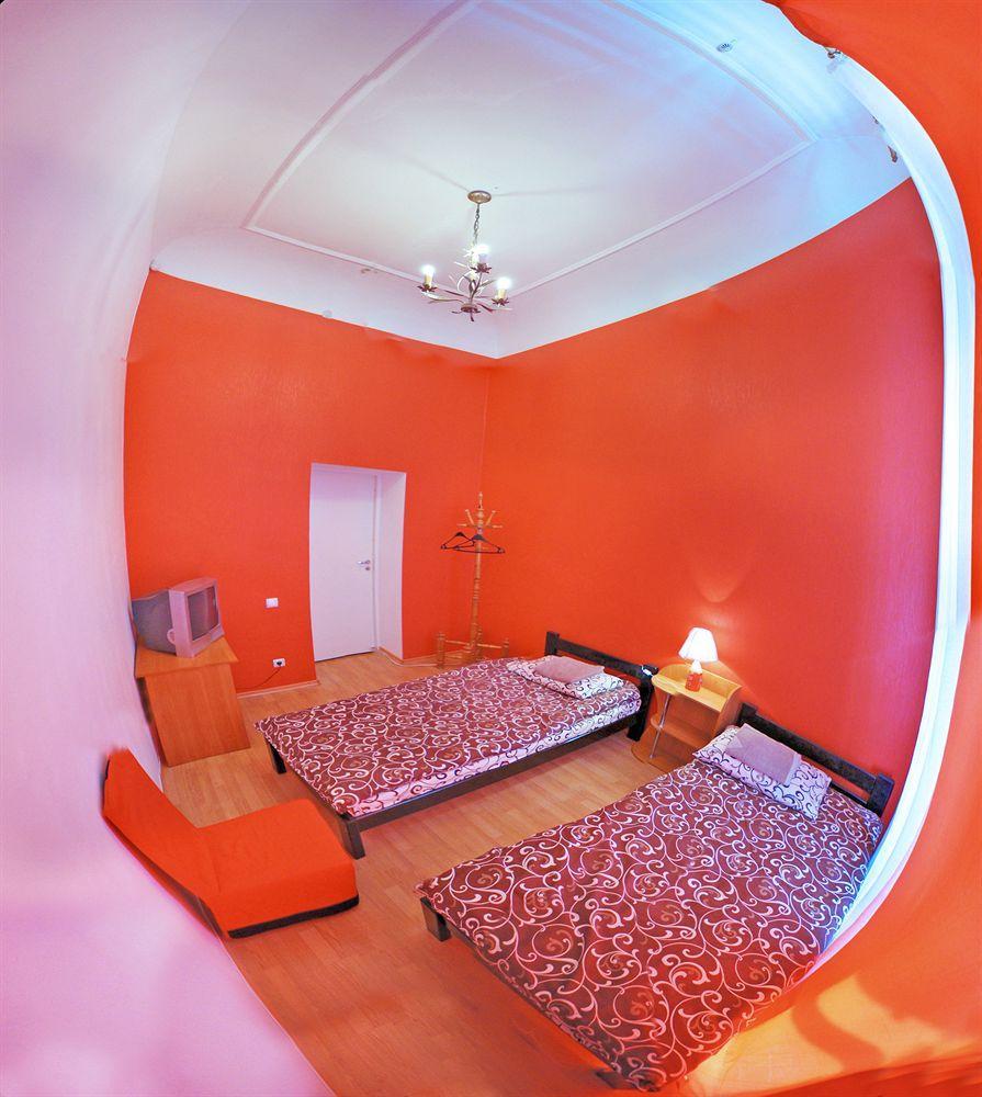 Chemodan Hostel Odessa Extérieur photo