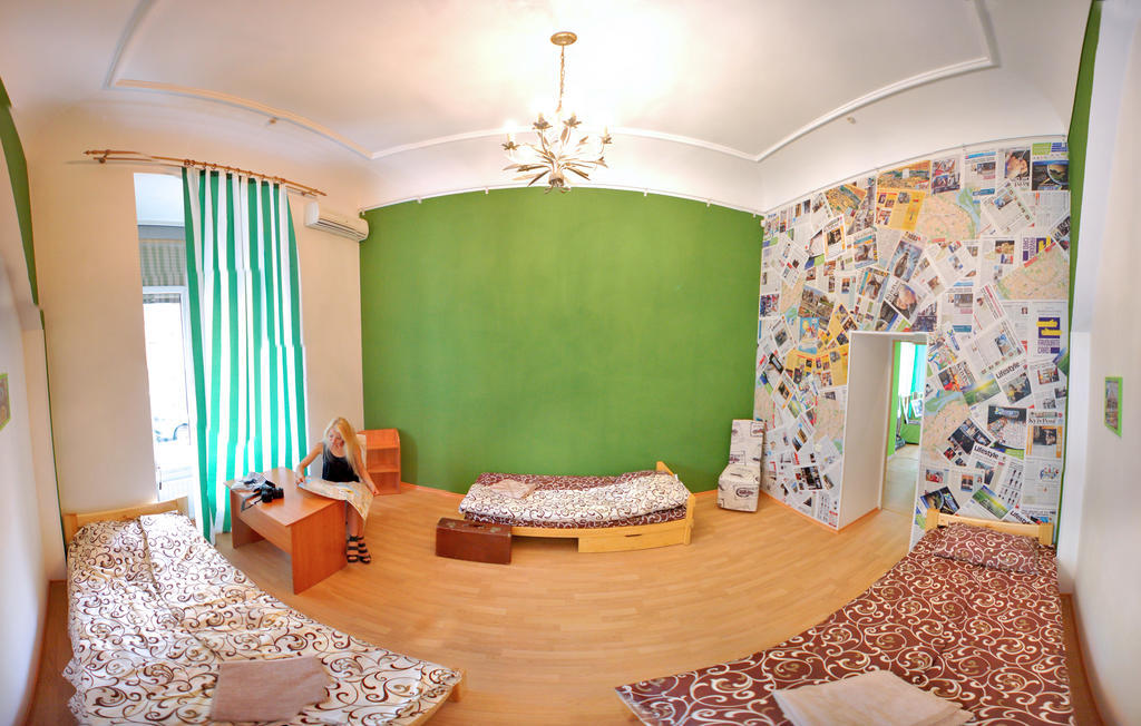 Chemodan Hostel Odessa Chambre photo