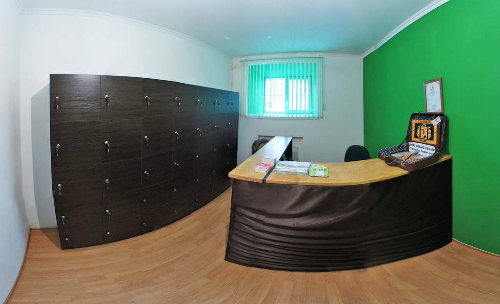 Chemodan Hostel Odessa Extérieur photo