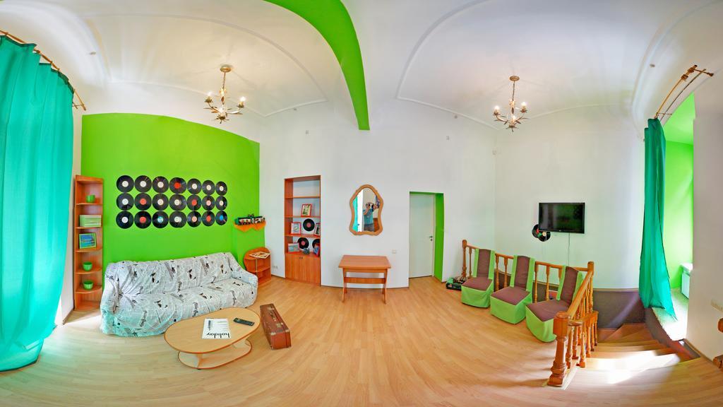 Chemodan Hostel Odessa Chambre photo
