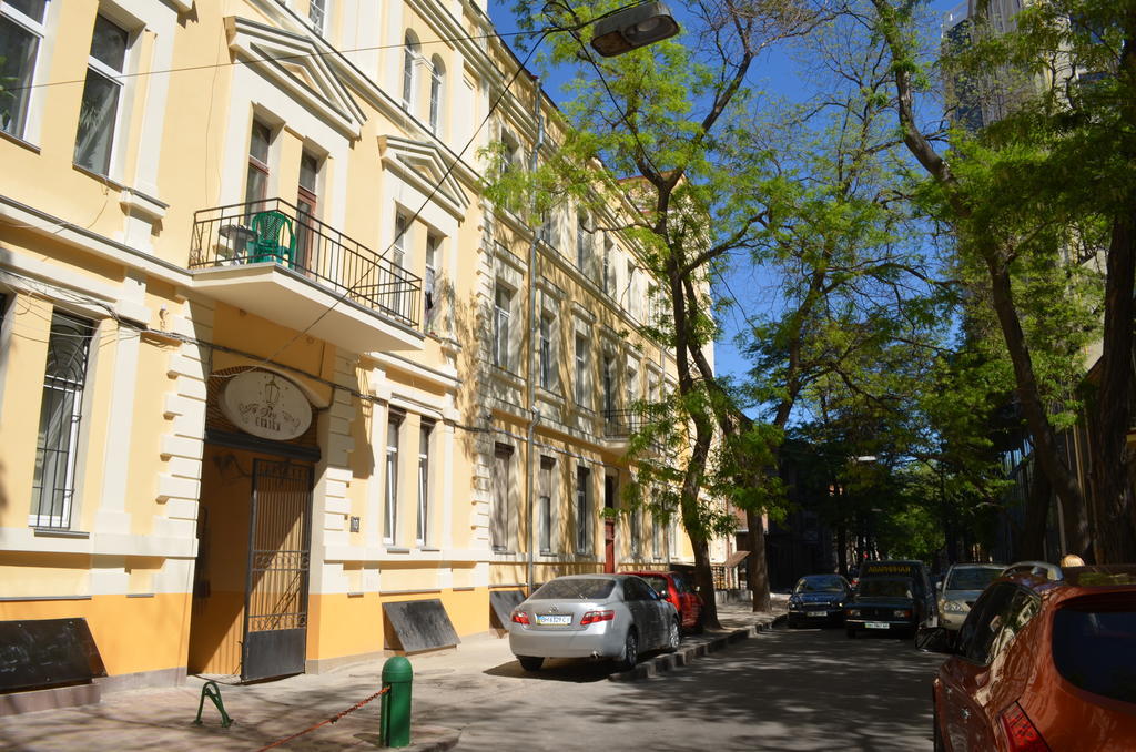 Chemodan Hostel Odessa Extérieur photo