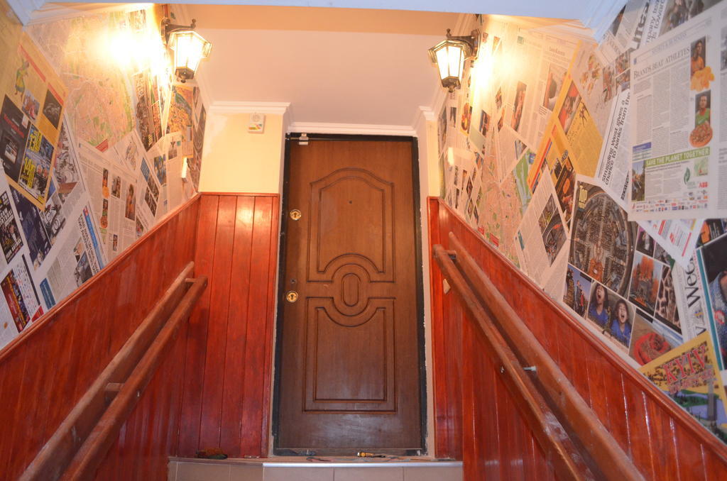 Chemodan Hostel Odessa Extérieur photo