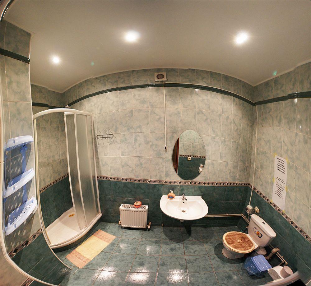 Chemodan Hostel Odessa Extérieur photo