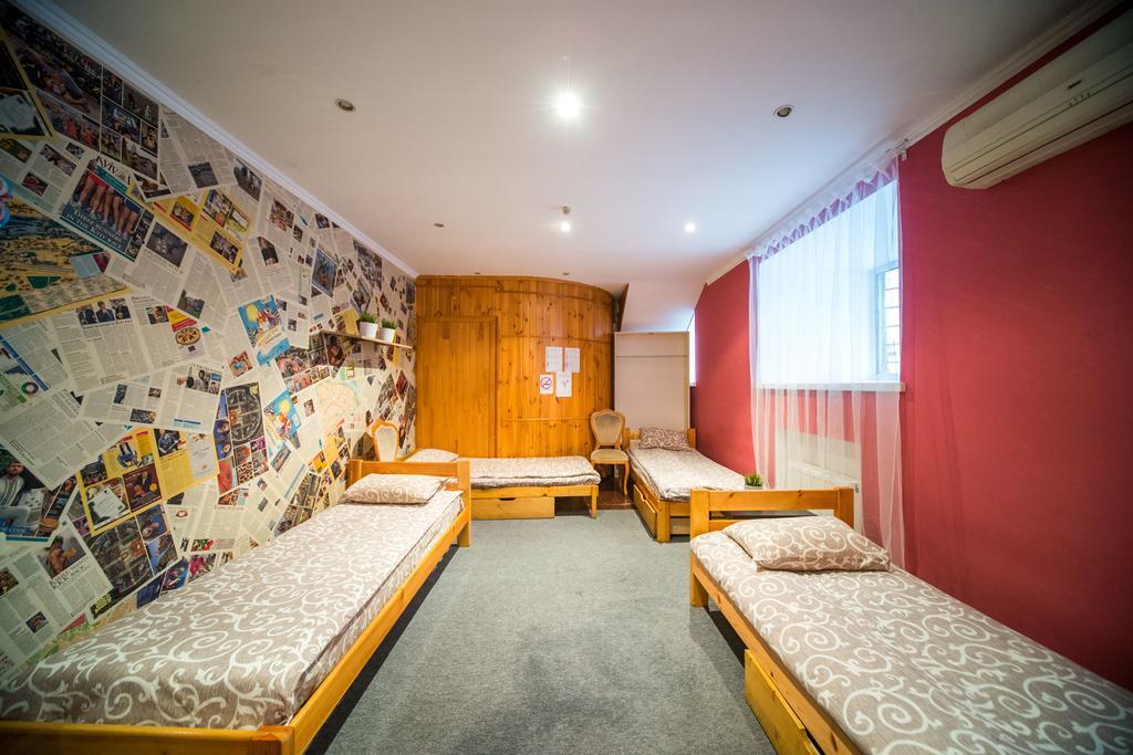 Chemodan Hostel Odessa Extérieur photo